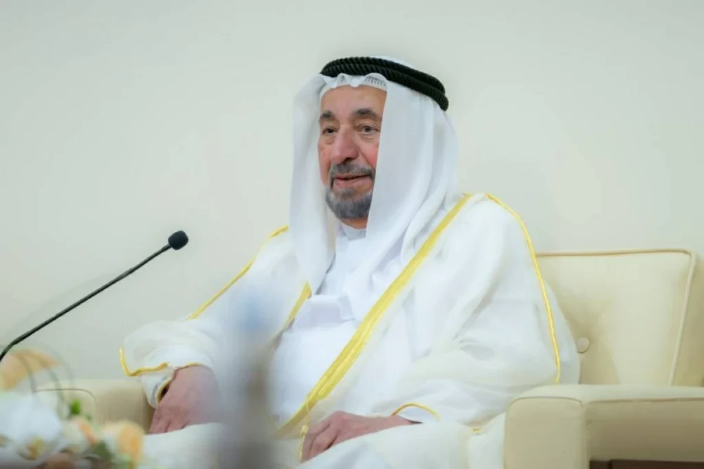حاكم الشارقة يعتمد 470 منحة دراسية للجامعة القاسمية